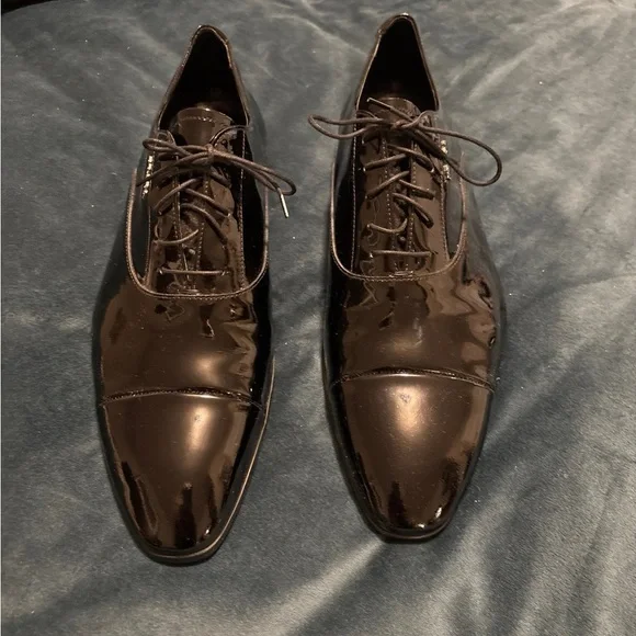 Prada Black Oxfords with Cap Toe and Broguing men’s 11.5 AUTHENTIC PRADA BUSINESS SHOES 2EB135 BLACK CAP TOE OXFORD  main image 2